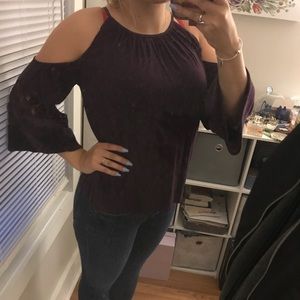 Off-the-shoulder shirt